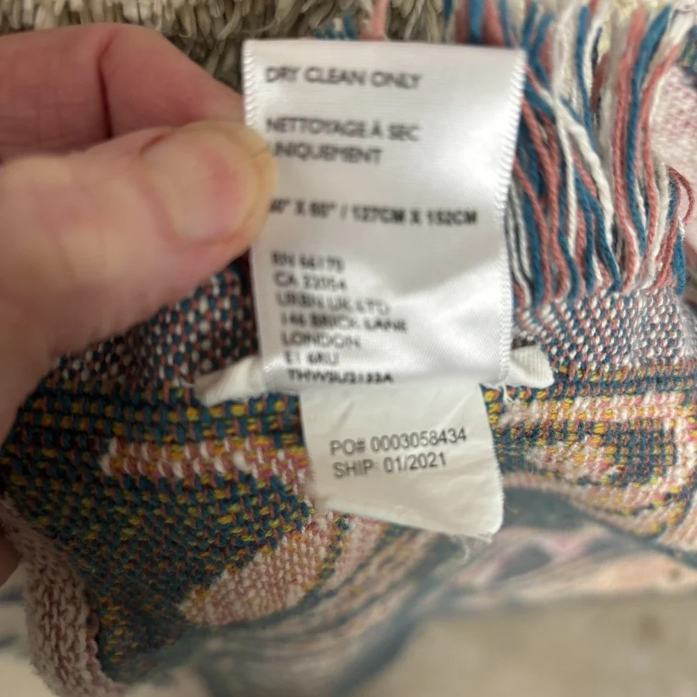 Anthropologie Barbery Tufted Throw Blanket - Picture 5 of 5